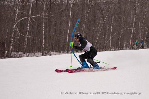 Nick Coeytaux Skis to States!