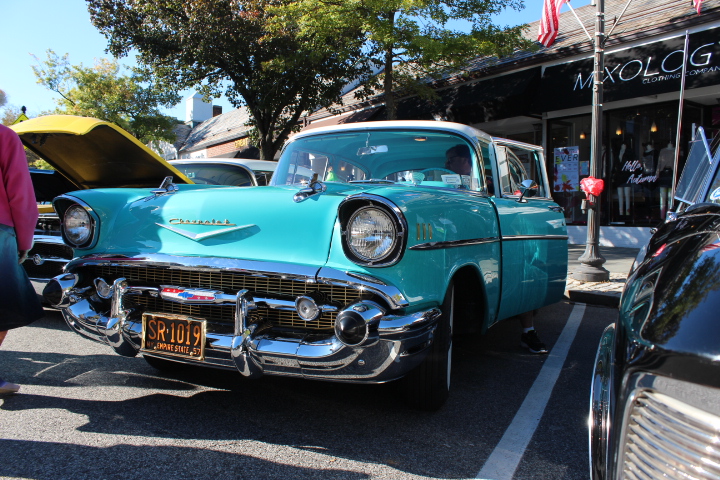 Annual+Car+Show+in+the+Scarsdale+Village