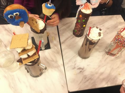 Some of the yummy extreme shakes that we ordered at the Sugar Factory.