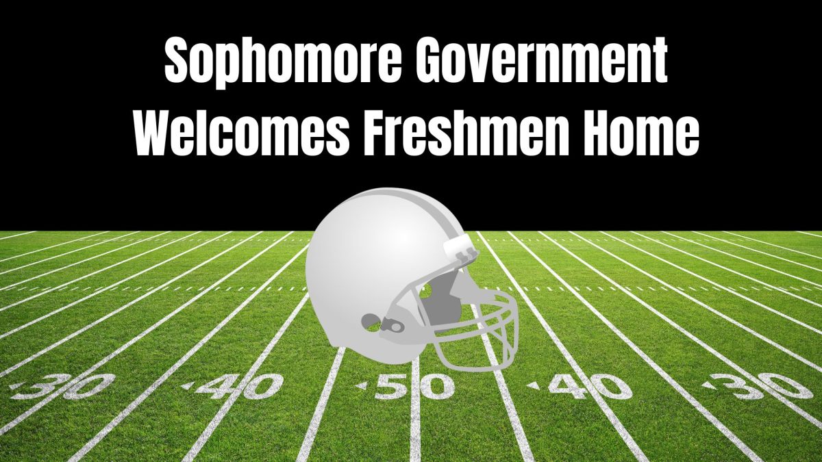 Sophomore Government Welcomes Freshmen Home