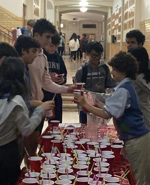 Students at SHS receive free mocktails from the STAY Club.