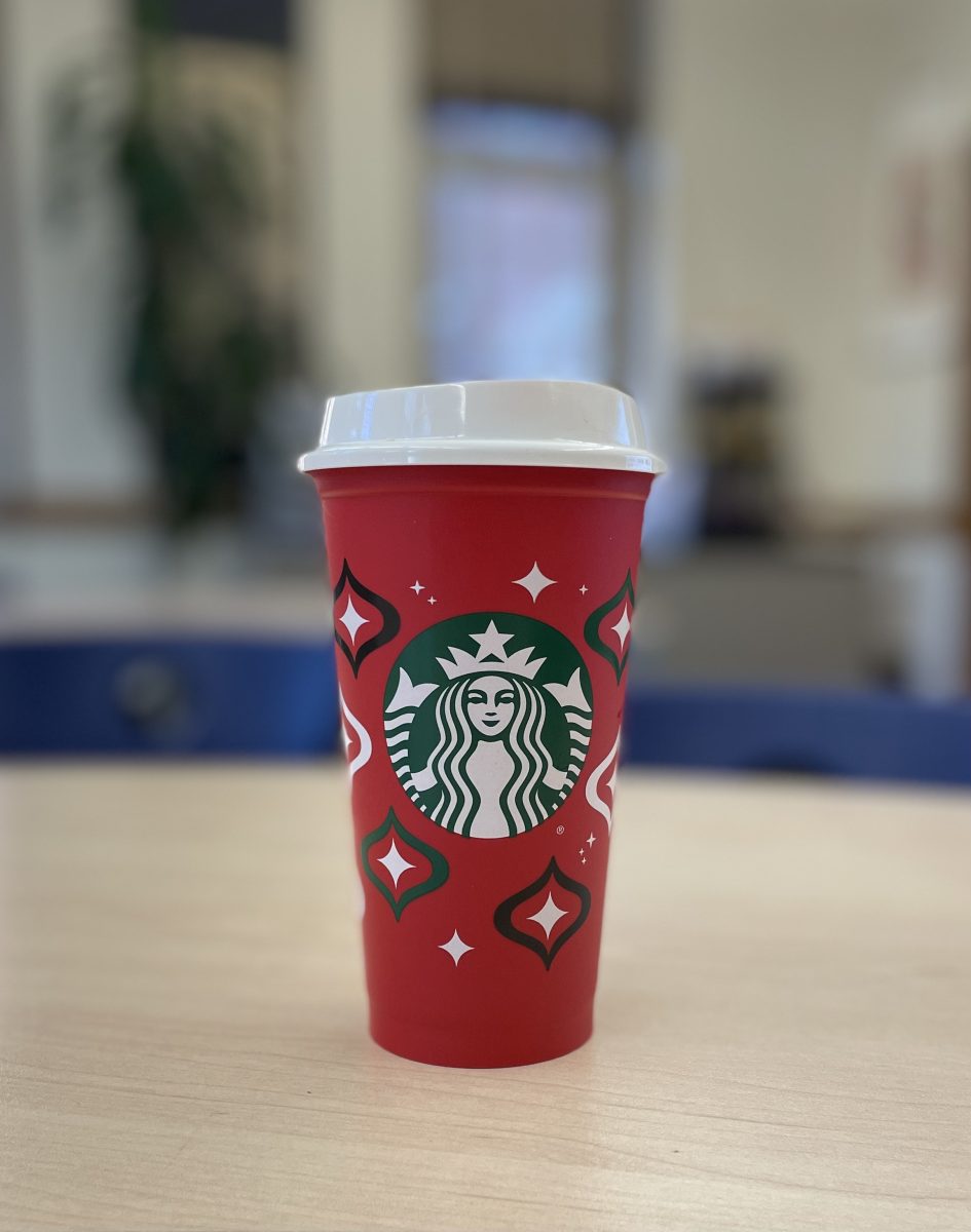 The+reusable+cup+given+out+by+on+Thursday+by+Starbucks+for+Red+Cup+Day.