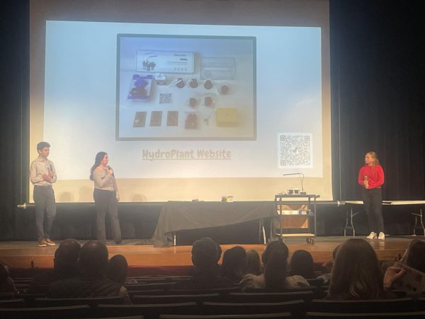 Etel Malka, Grant Lieberman, and Cami Brosgol present Hydroplant, a product that makes gardening more accessible by allowing people to garden anywhere and still reap the benefits.