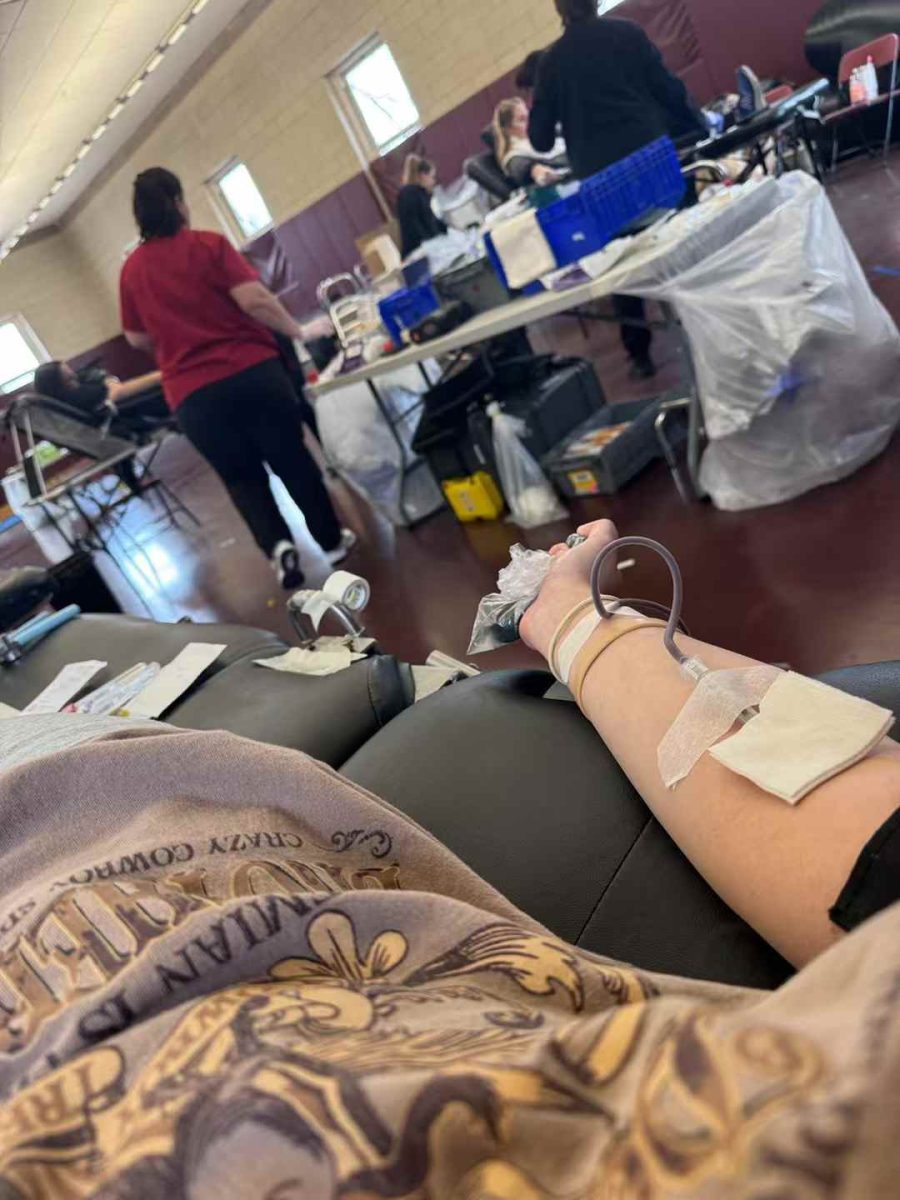 Blood donation from sophomore donor Yihan Chen's perspective.