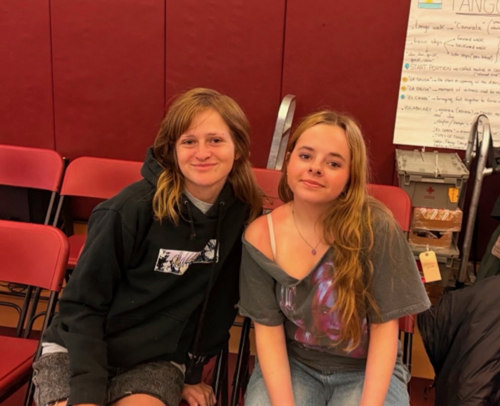 Alex Klatsky ’28 (left) and Seraphina Bunnett ’28 (right) participate in the blood drive.