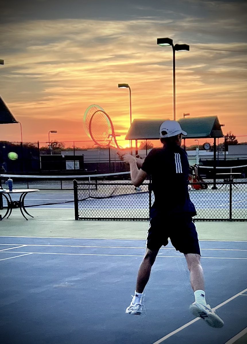 Ethan Goh ’29 takes the court.