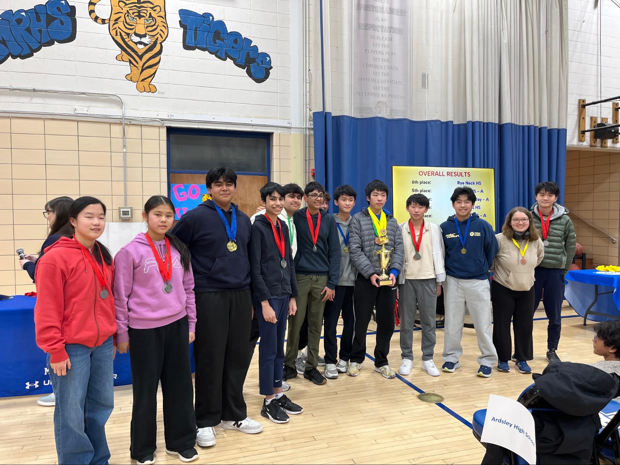After a strong performance at regionals, the SHS Science Olympiad team goes on to compete in the New York State competition.
